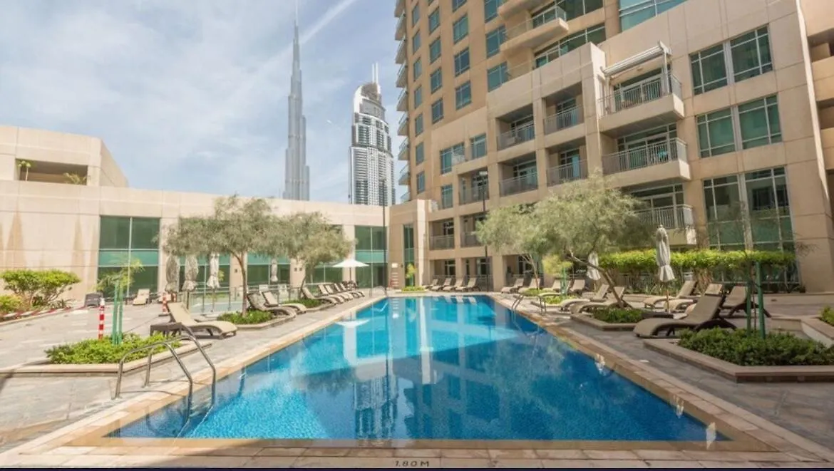 Luxury 2-Bed Condo Full Burj Khalifa Lights View! Dubaj Apartmán