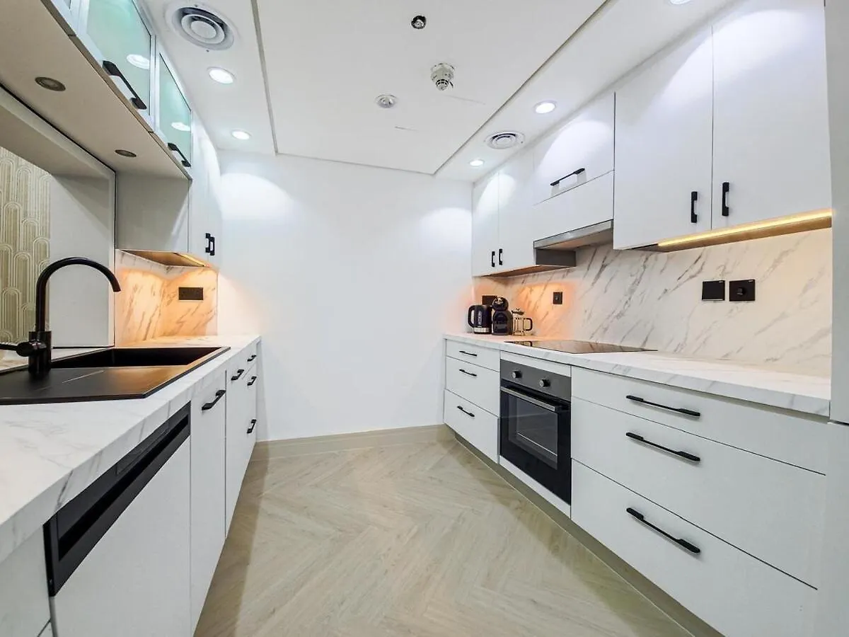 Luxury 2-Bed Condo Full Burj Khalifa Lights View! Dubai United Arab Emirates