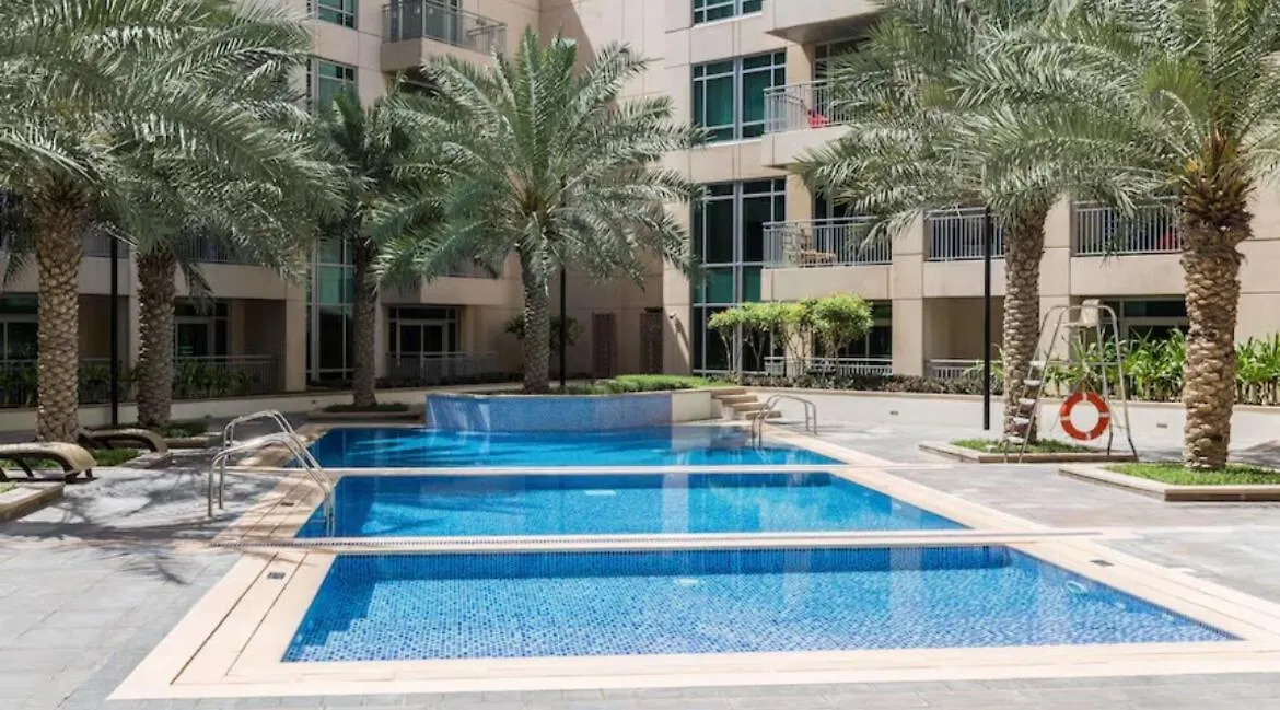 Luxury 2-Bed Condo Full Burj Khalifa Lights View! Dubai 0*,